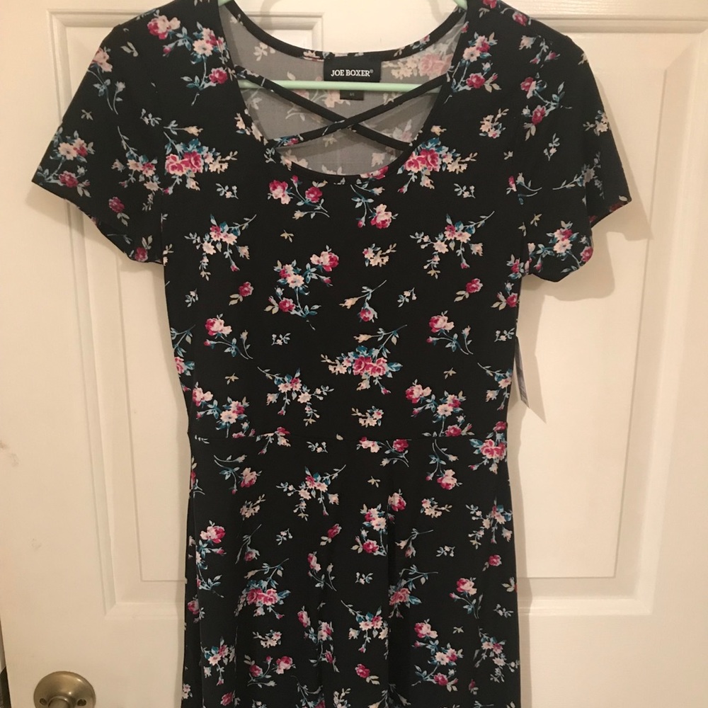 short sleeve floral dress